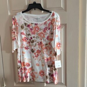Croft & Barrow White Floral Short Sleeve Top